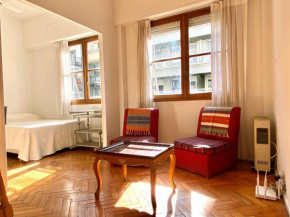 Beautiful & Quiet Studio Monoambiente Apartment in Recoleta